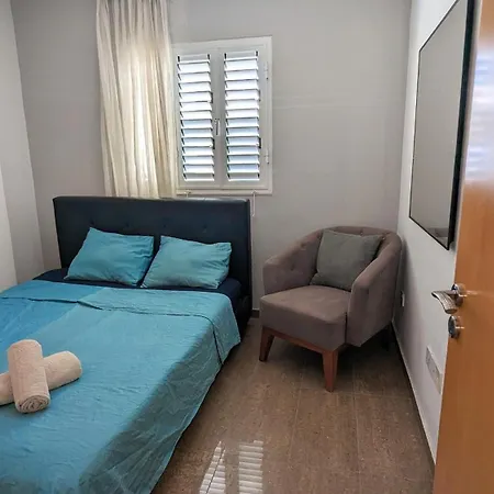 Nomad Daire Larnaca